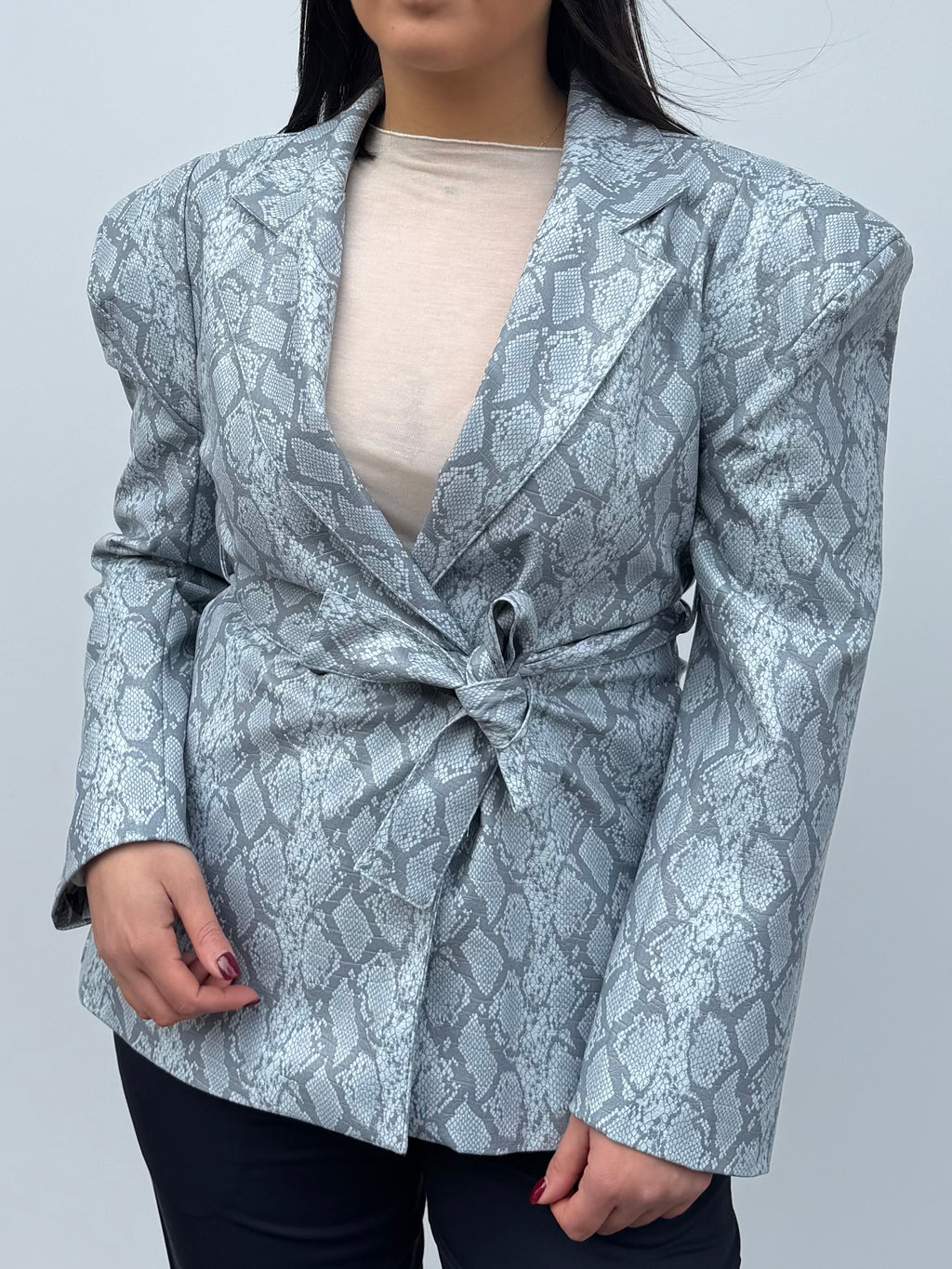 Giacca in ecopelle pitonata