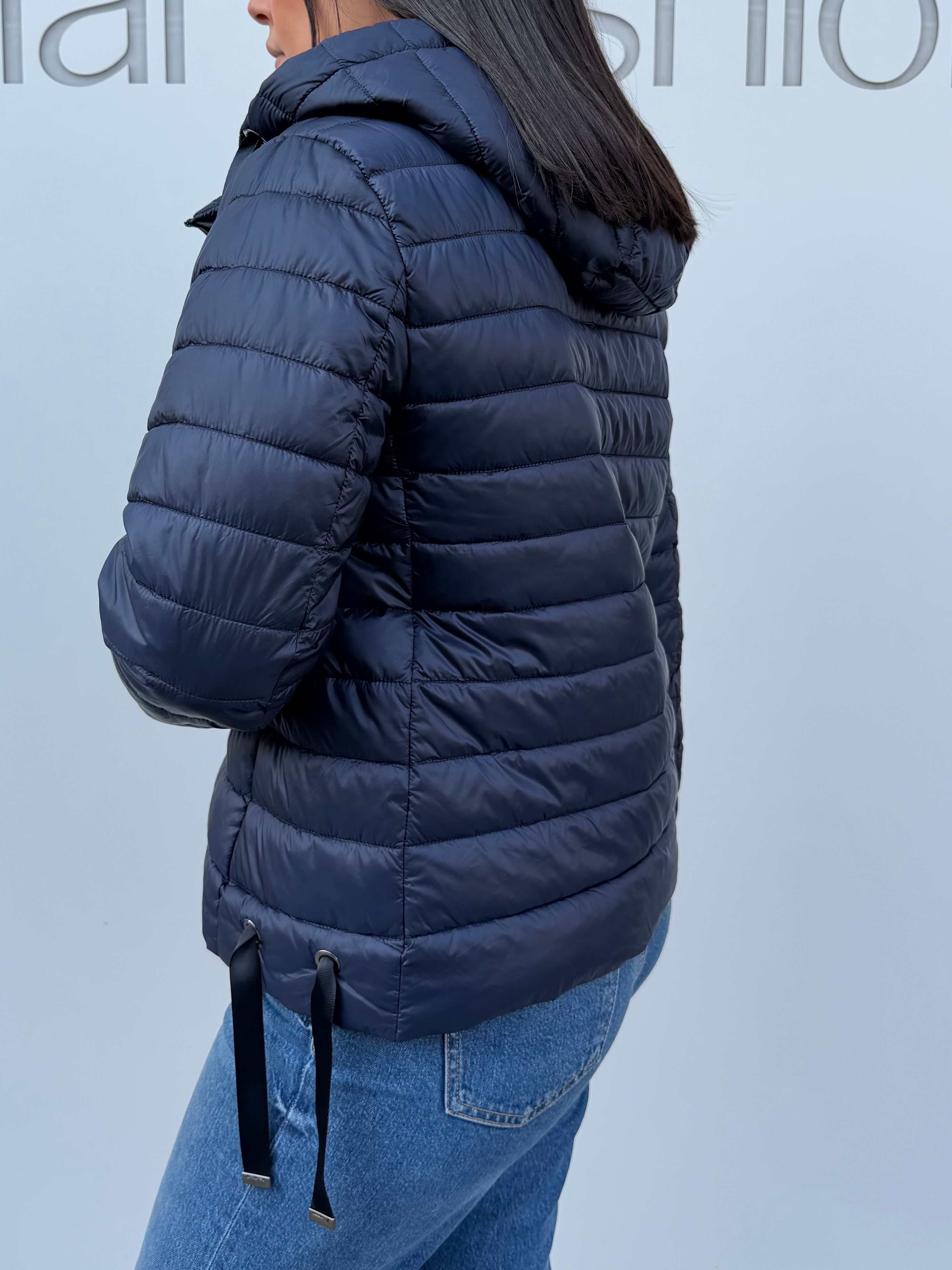 Piumino 100g con laccio laterale