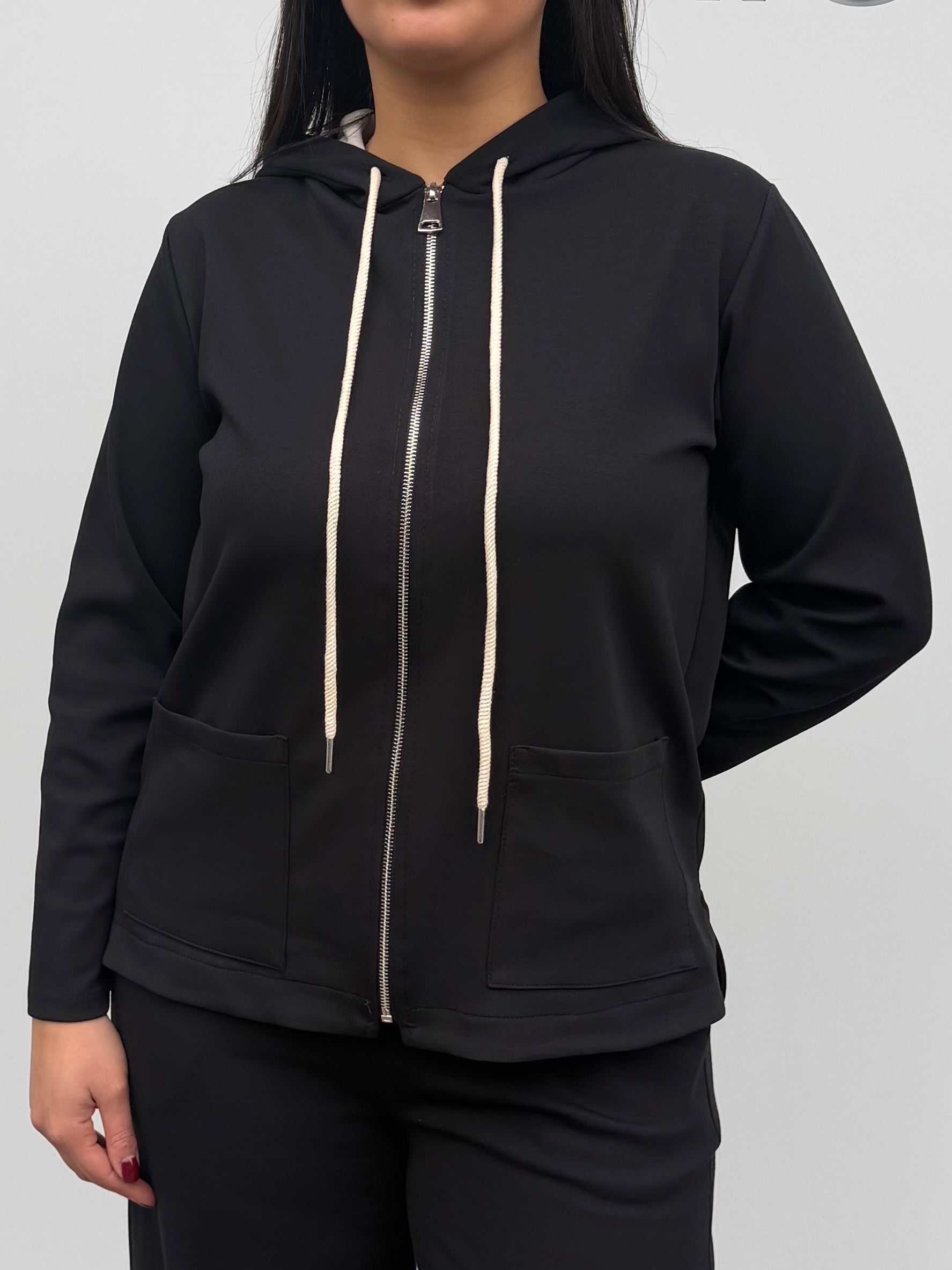 Felpa con cappuccio e tasche