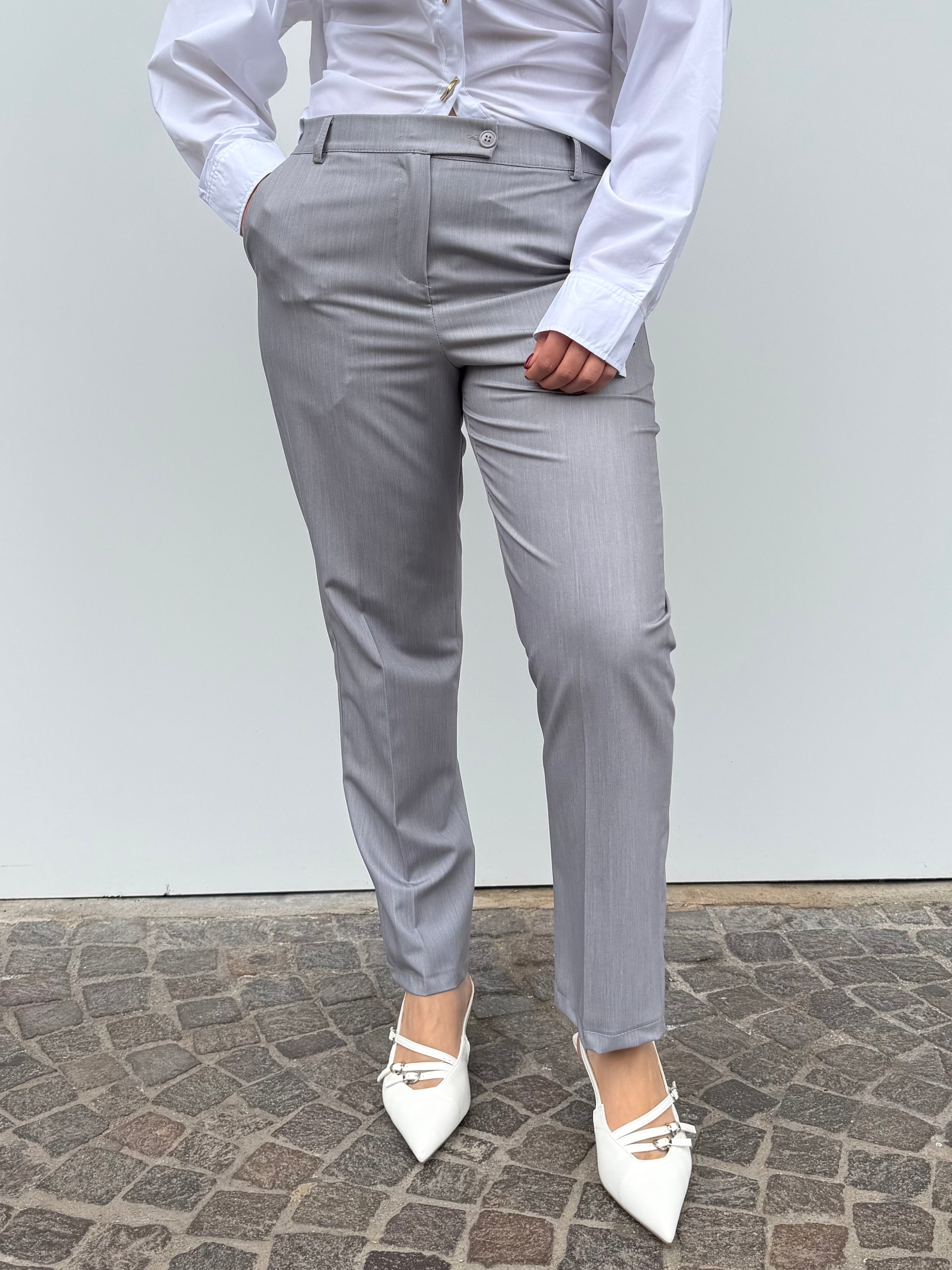 Pantalone a sigaretta