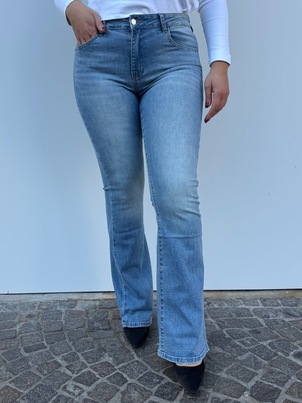 Jeans a Zampa Lavaggio Chiaro