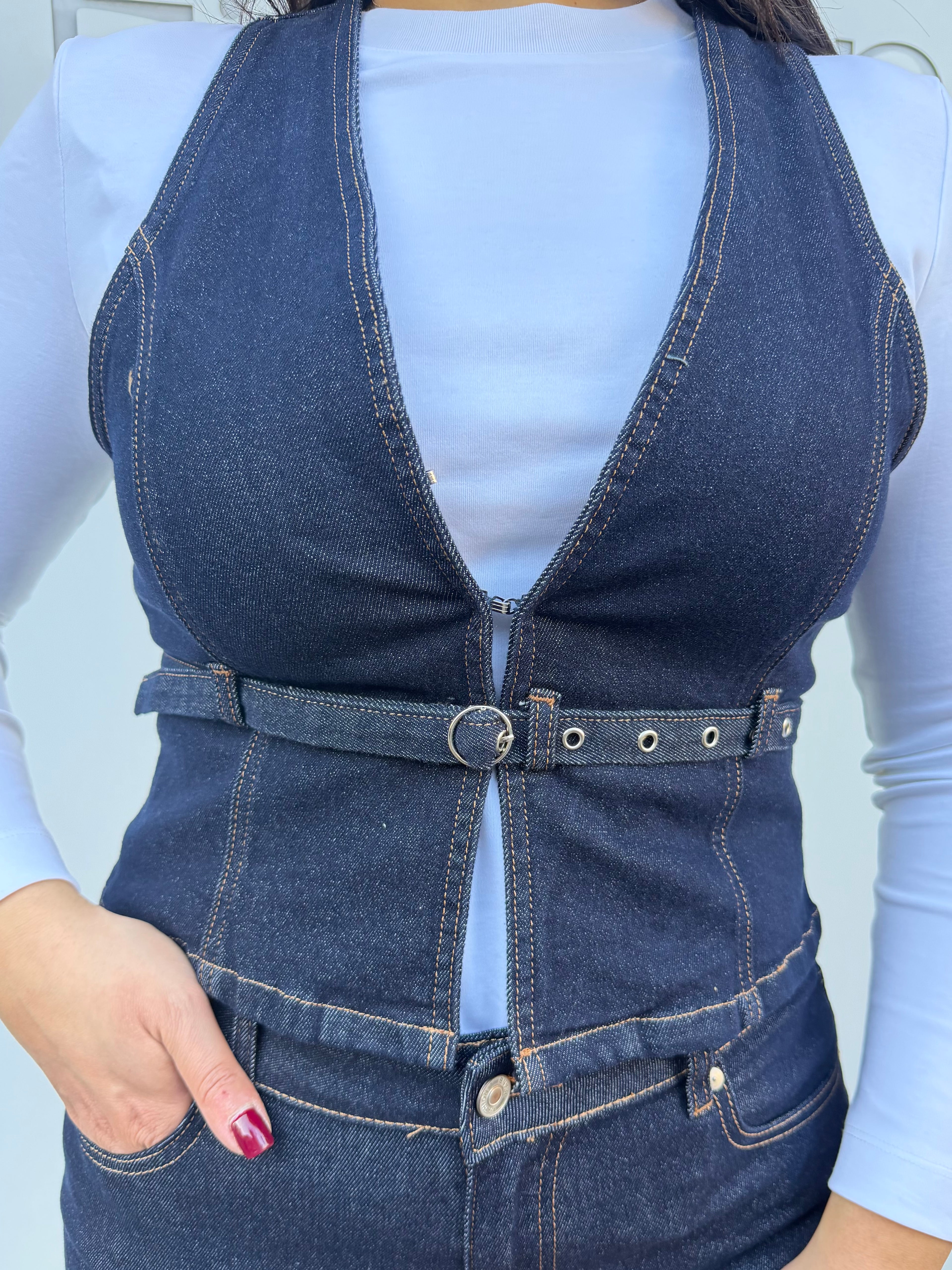 Panciotto in denim lavaggio zero