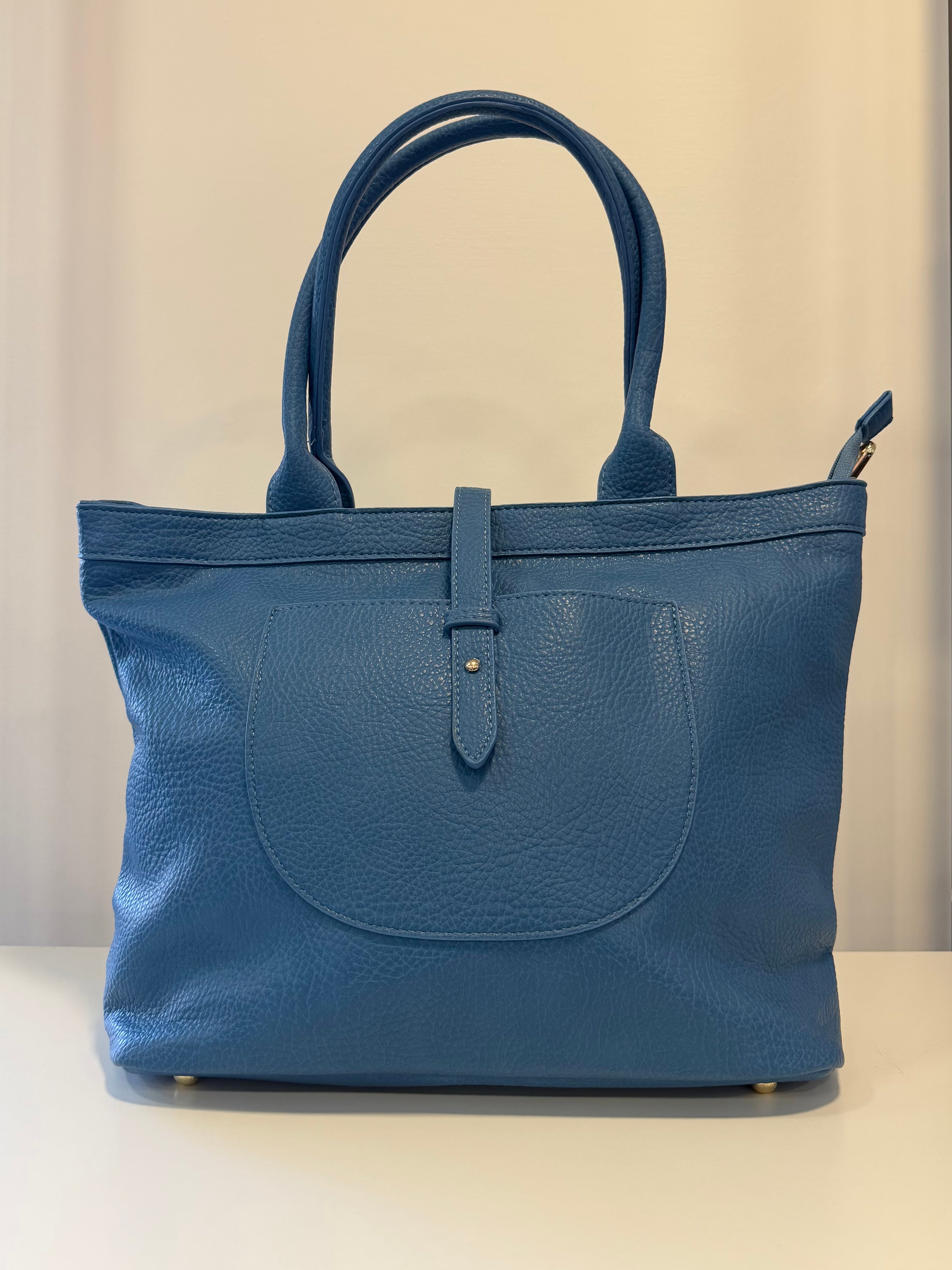 Borsa con tasca sul fronte