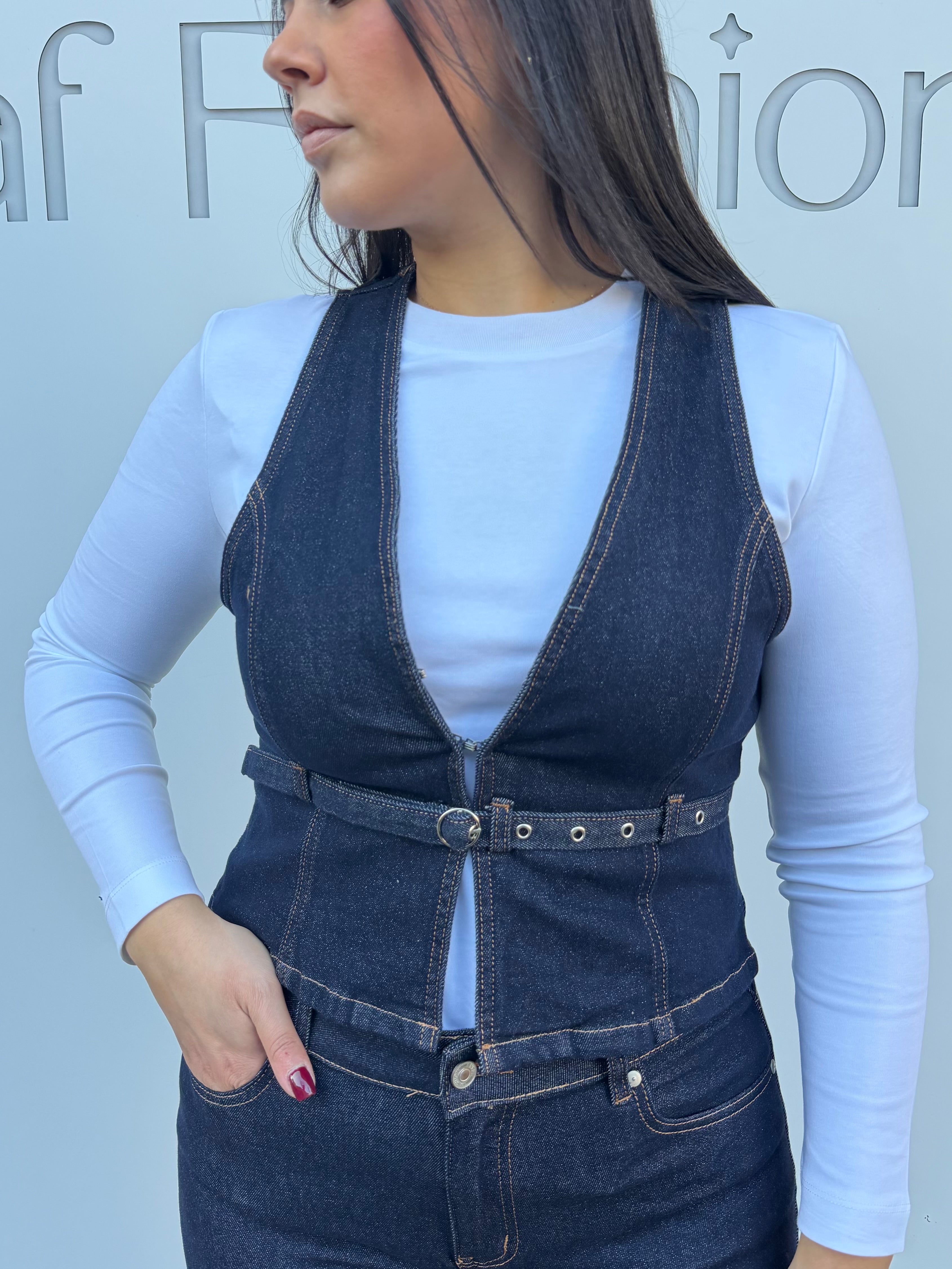 Panciotto in denim lavaggio zero