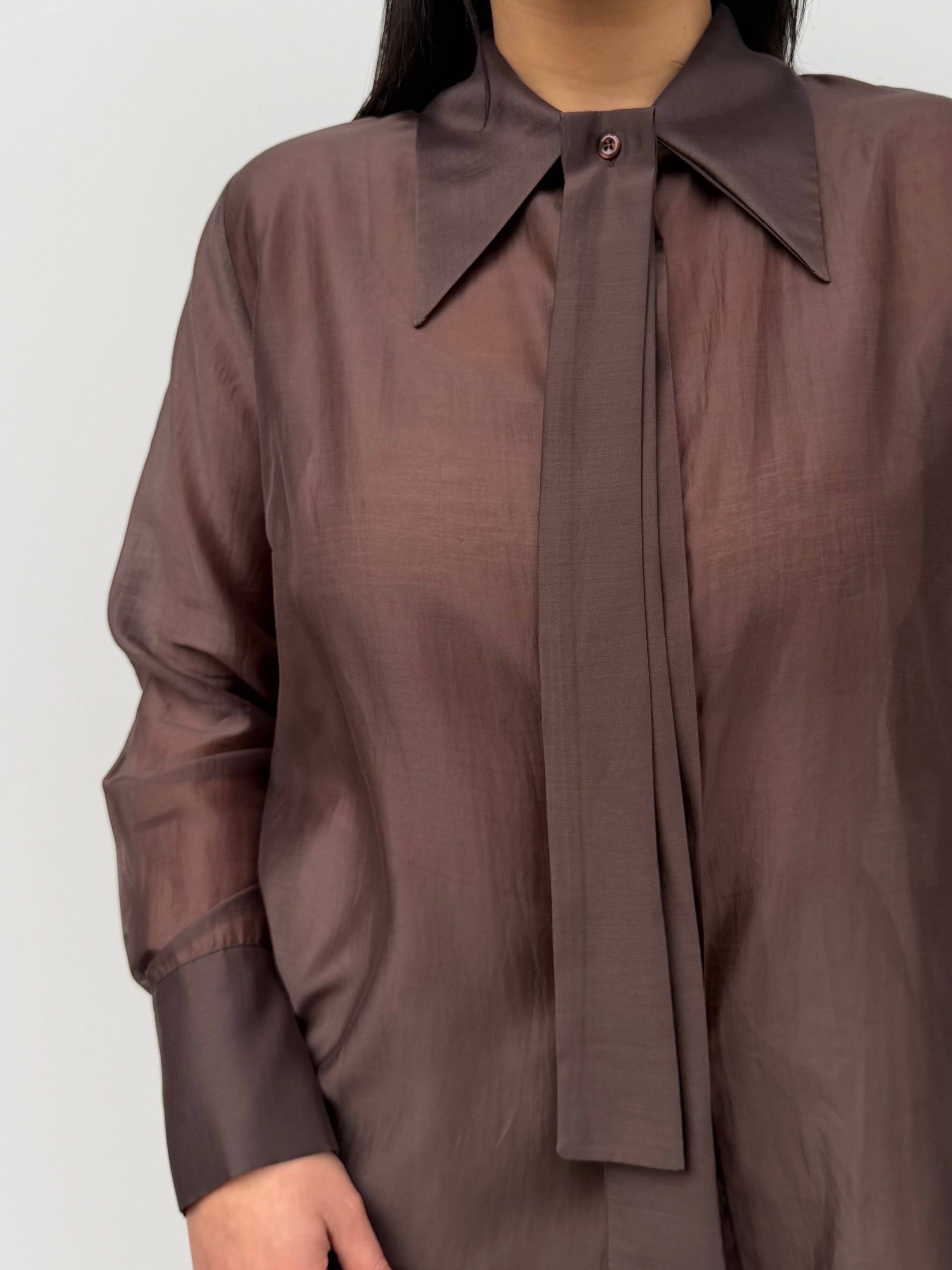 Camicia in mussola di cotone con cravatta