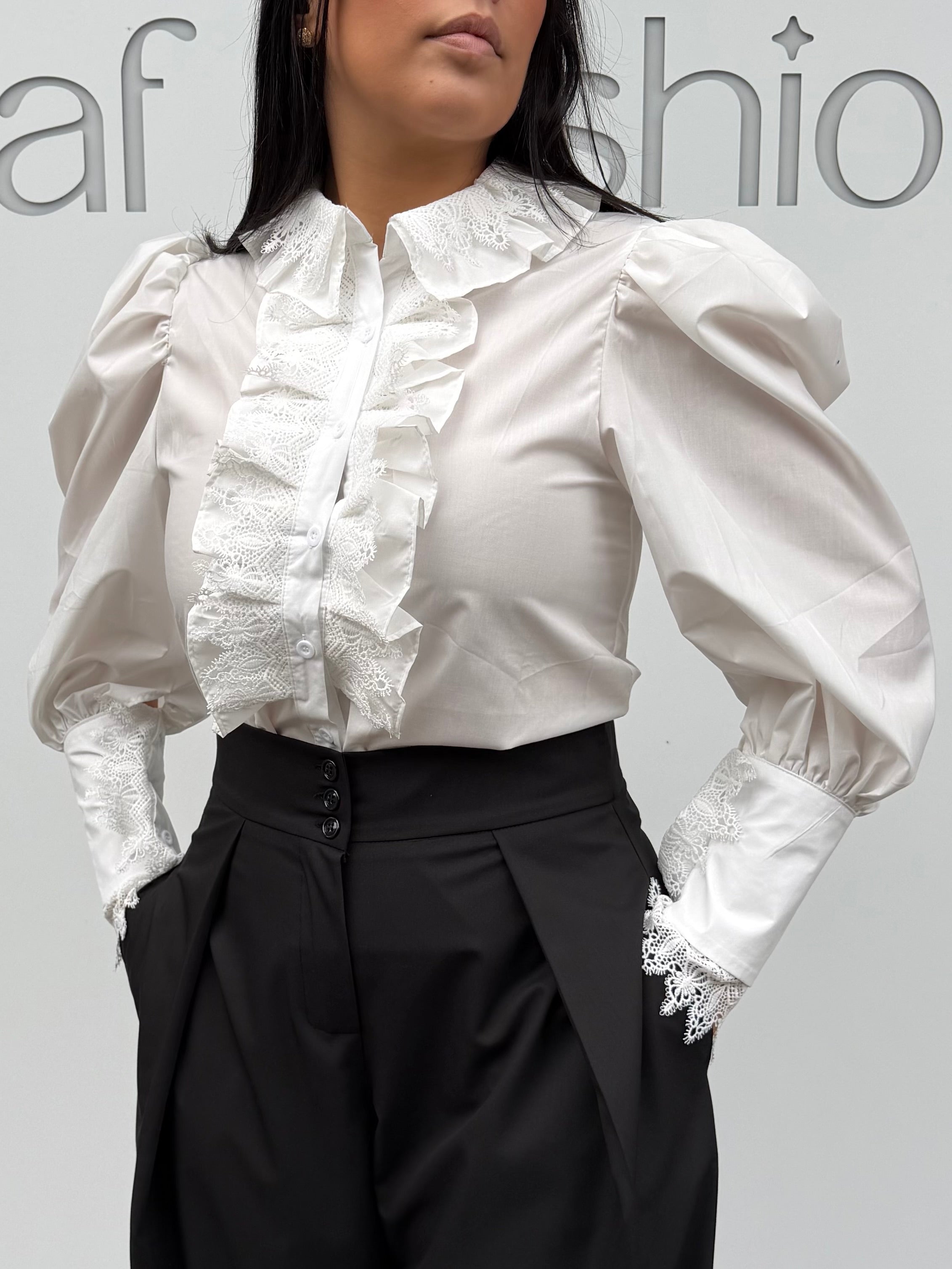 Camicia in cotone con merletto