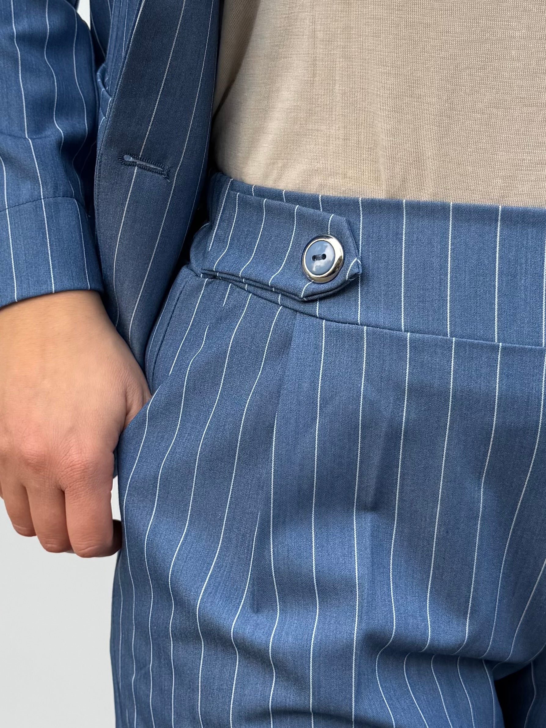 Pantalone gessato palazzo