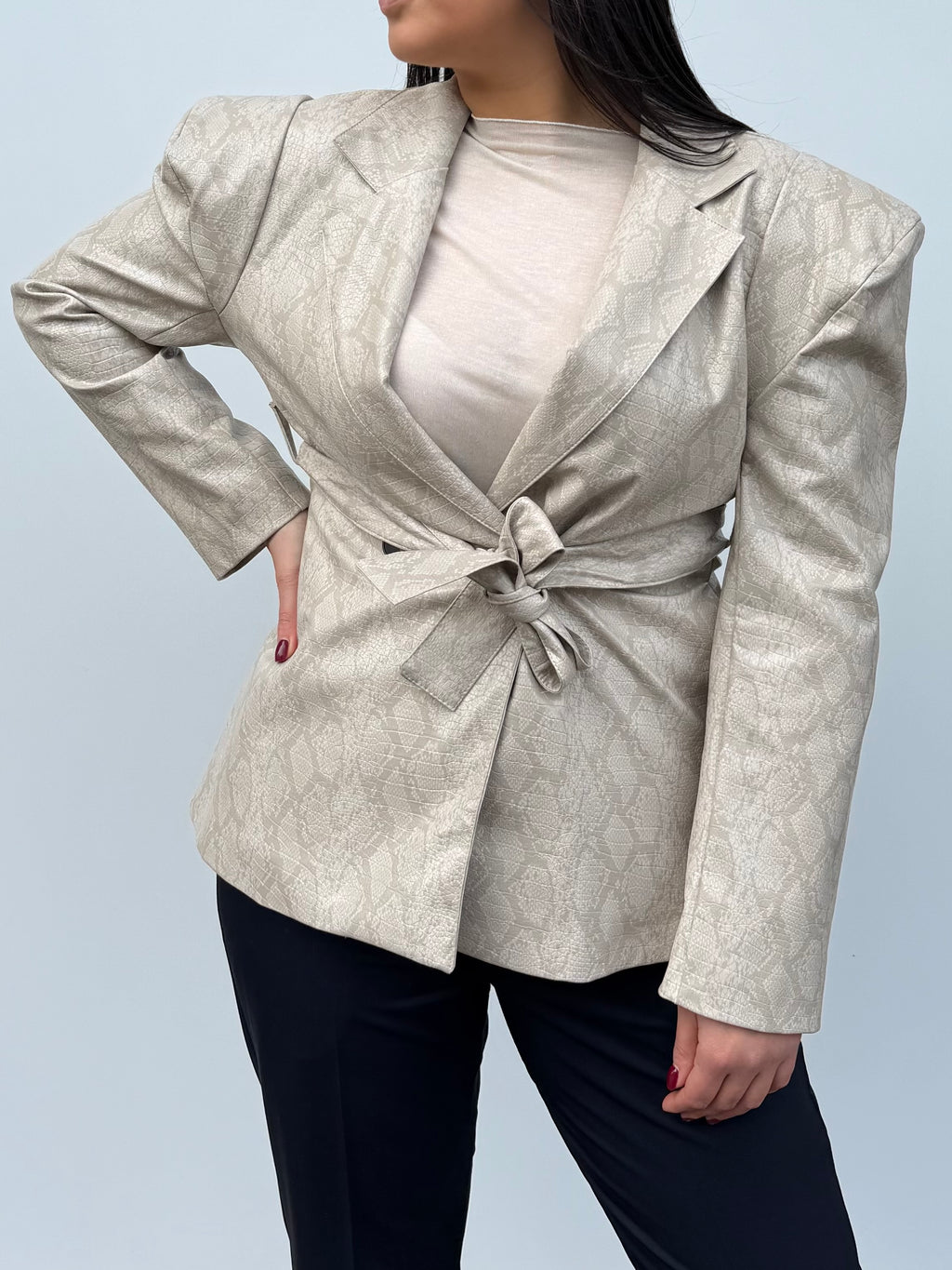 Giacca in ecopelle pitonata