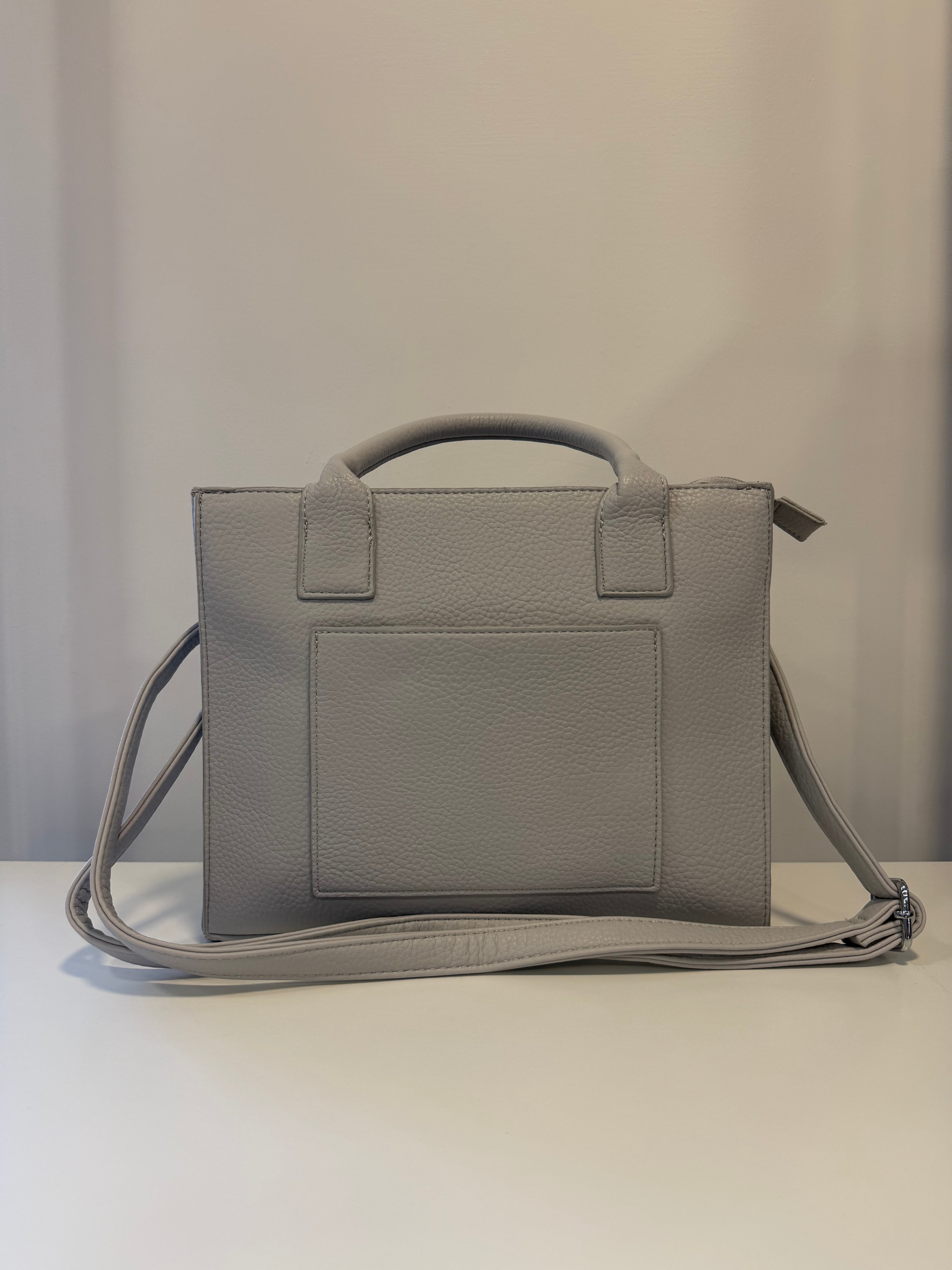 Borsa con tasca frontale