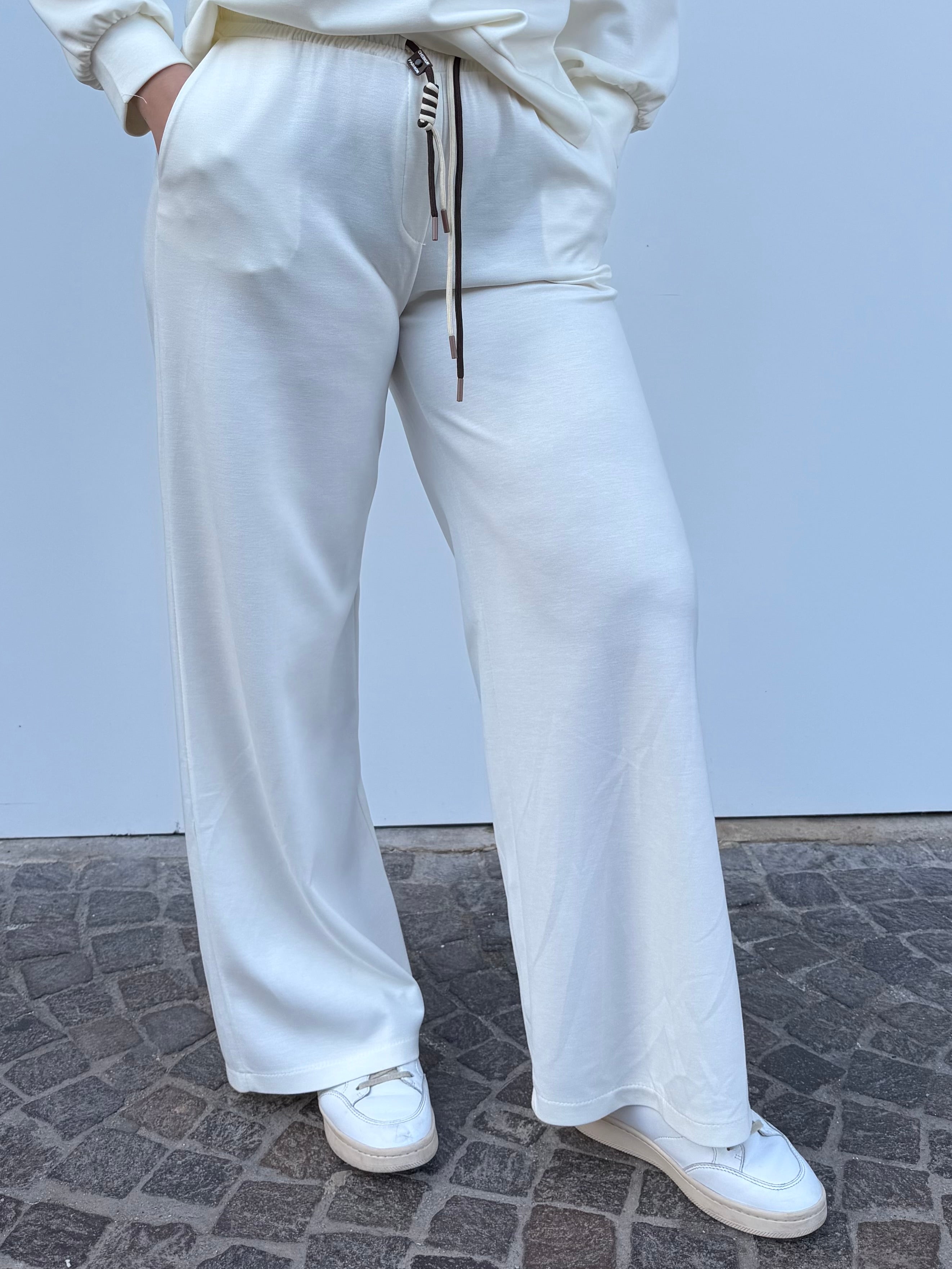 Pantalone tuta a palazzo